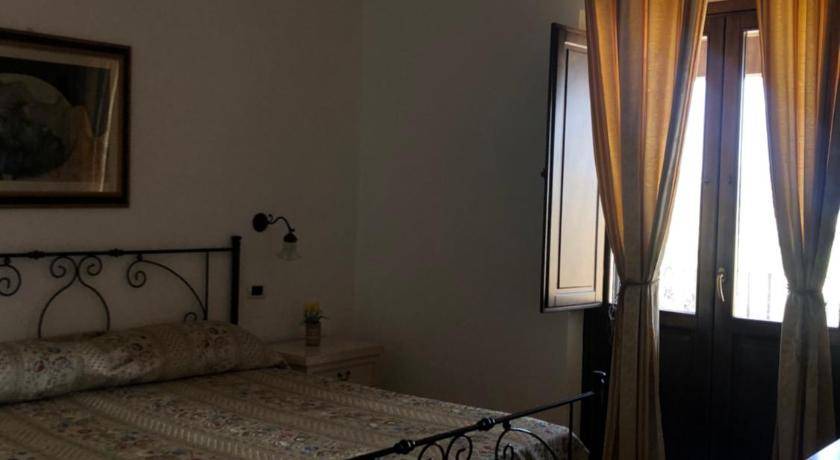 Photo of Bedroom in Ciro Marina