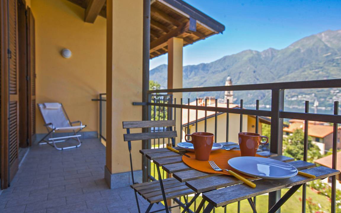 Photo of Patio Balcony in Maccagno con Pino e Veddasca