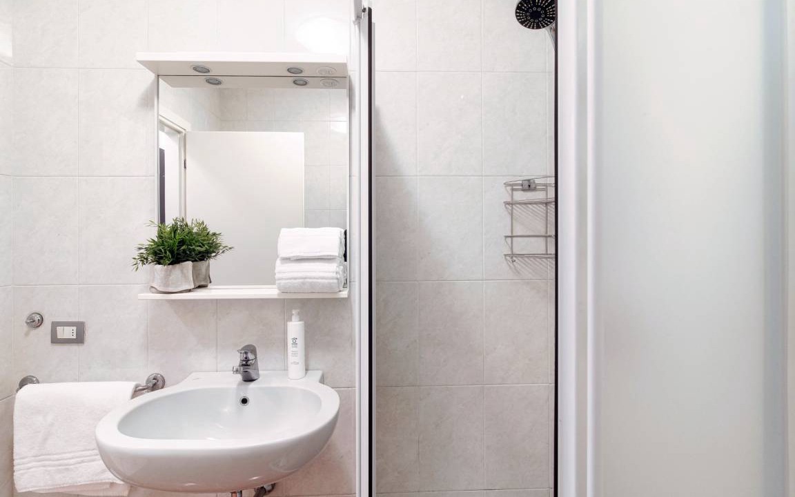 Photo of Bathroom in Como