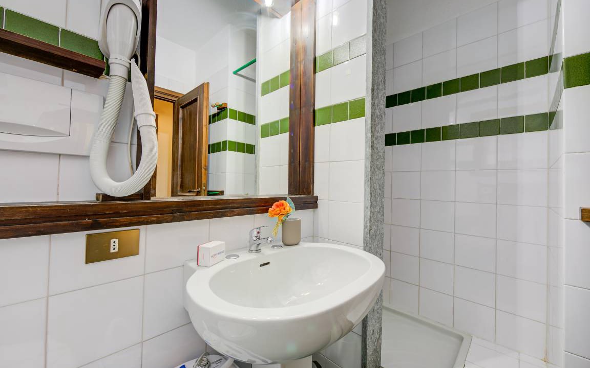Photo of Bathroom in Grangesises
