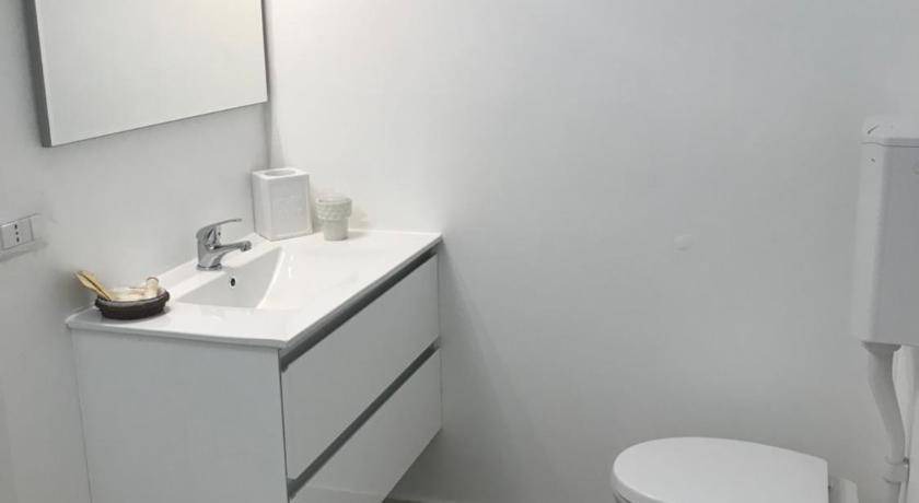 Photo of Bathroom in Aggregazione Rionale 4
