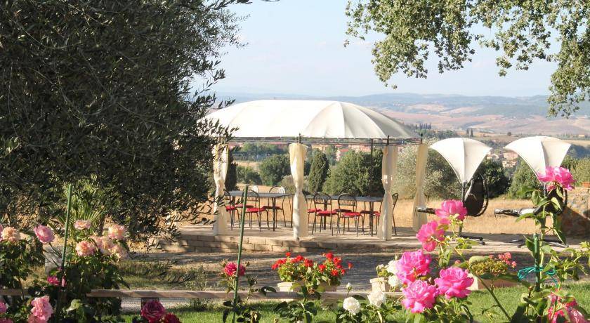 Photo of Others in San Quirico d'Orcia