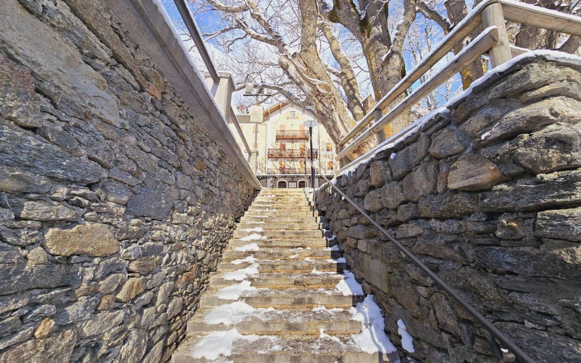 Photo of Buildings in Prese-Montone