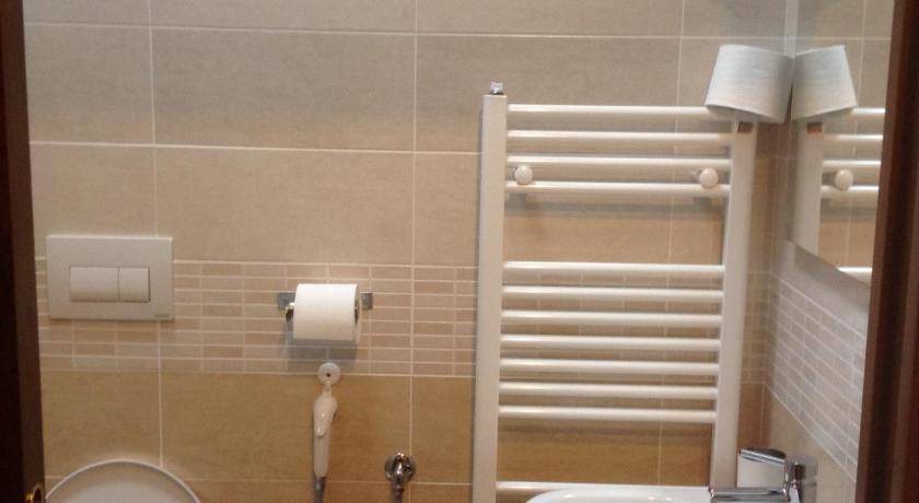 Photo of Bathroom in Santo Stefano di Sessanio