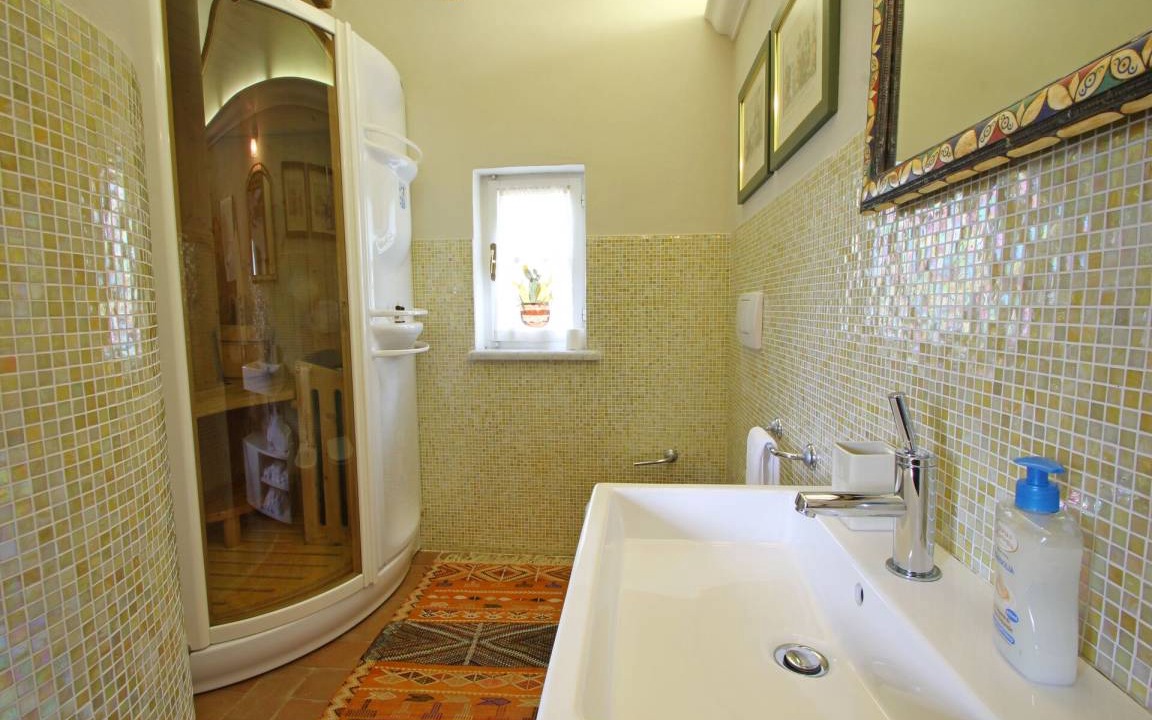 Photo of Bathroom in Ortonovo