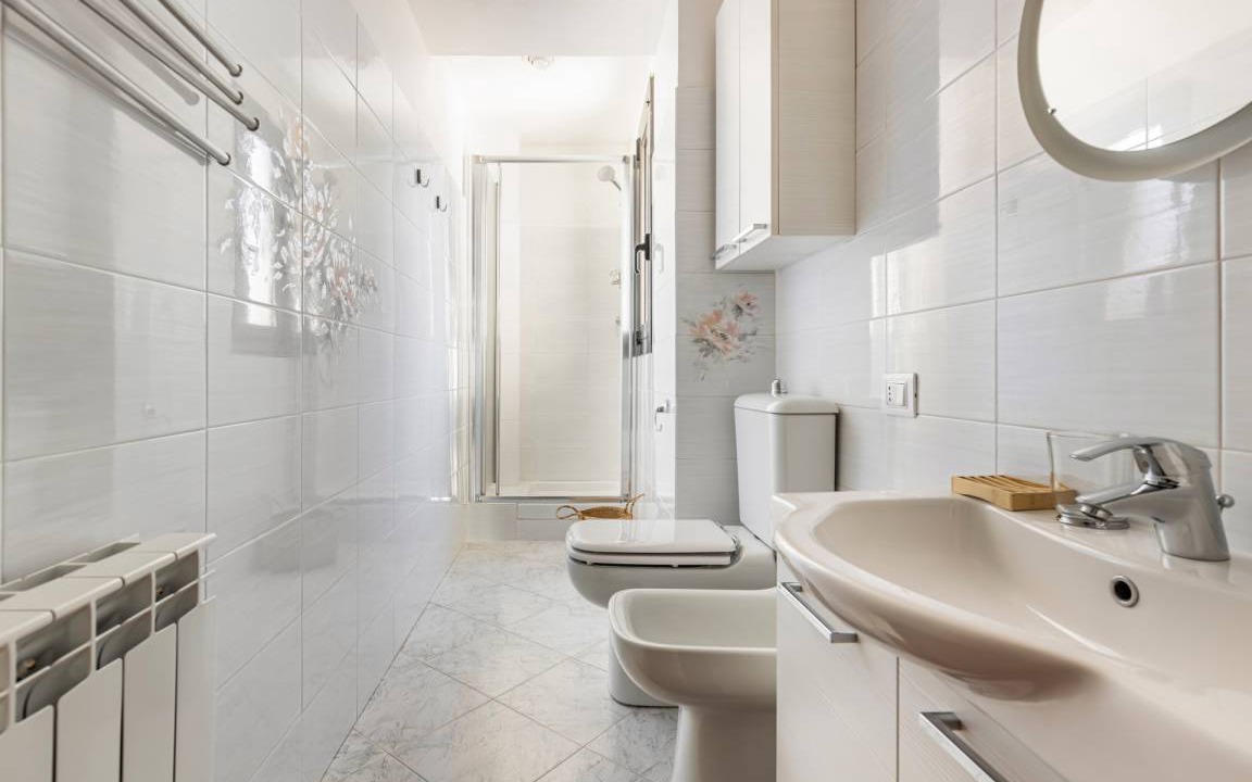 Photo of Bathroom in La Spezia Historic Centre