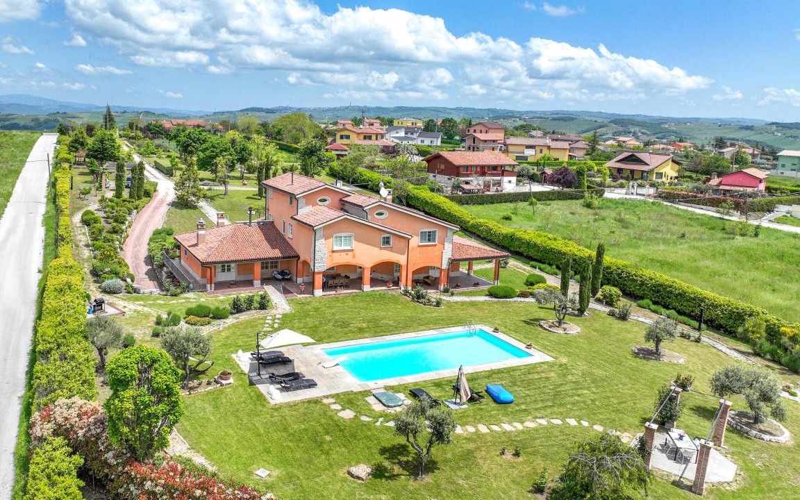 Photo of Outdoor in Oratino