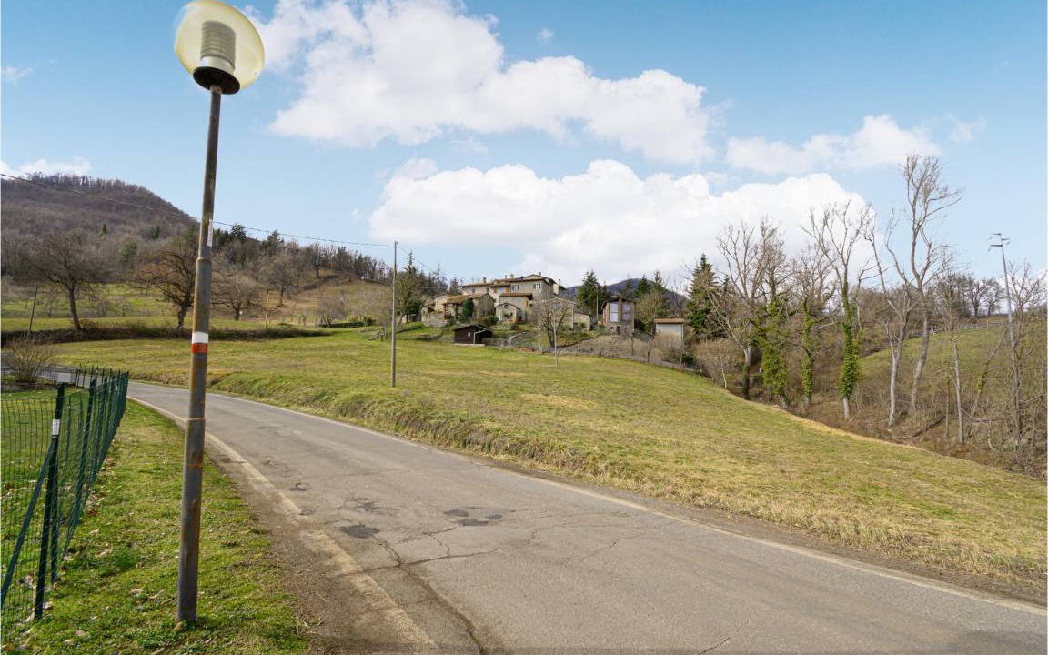Photo of Others in Burzanella