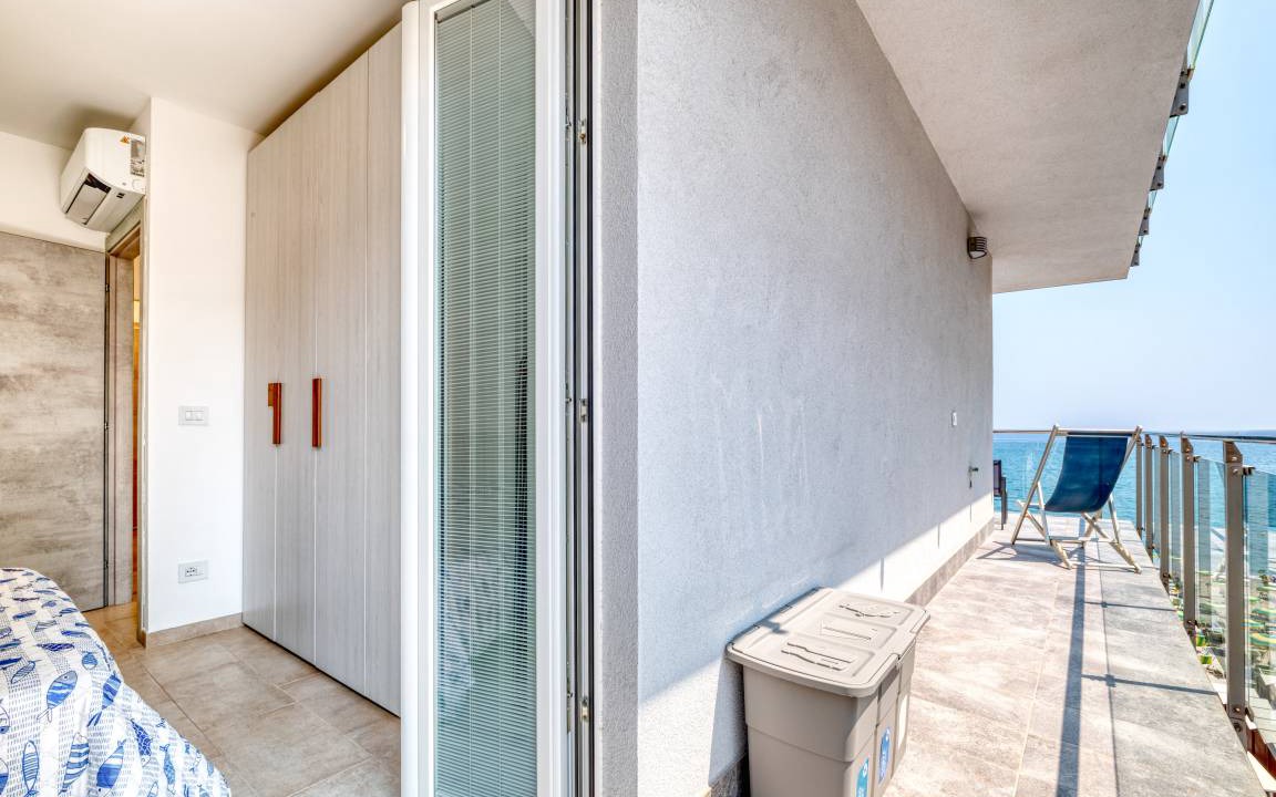 Photo of Patio Balcony in Borghetto Santo Spirito