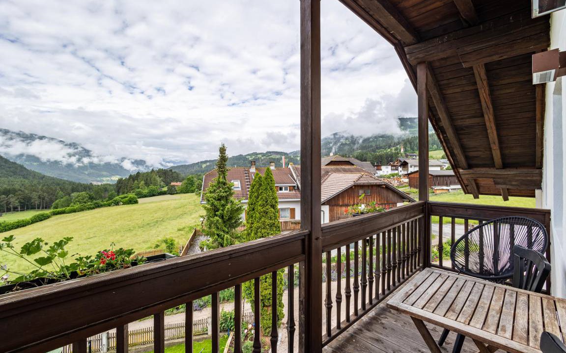 Photo of Patio Balcony in Issengo