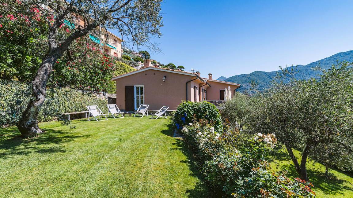 Photo of Others in Recco
