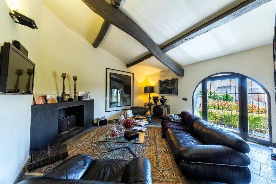 Photo of Livingroom in Gesturi
