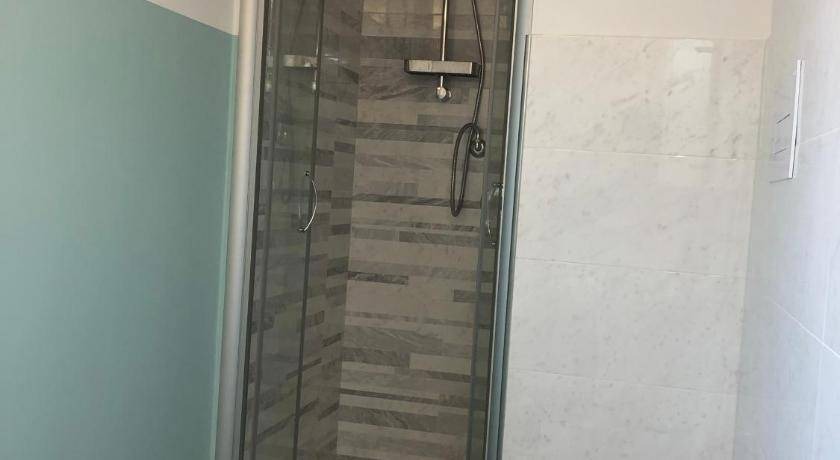 Photo of Bathroom in Alani
