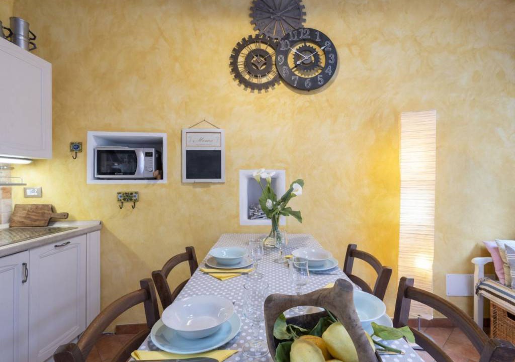 Photo of Kitchen in Diano Arentino