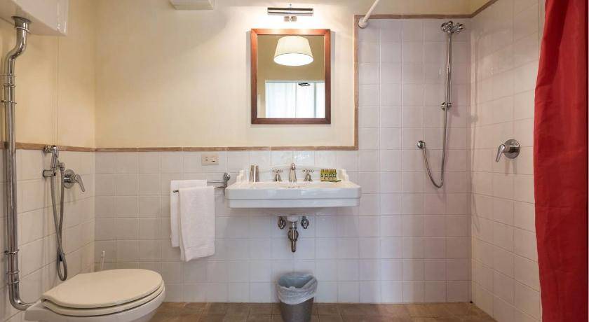 Photo of Bathroom in Poreta