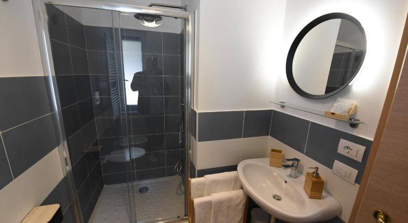 Photo of Bathroom in Potenza