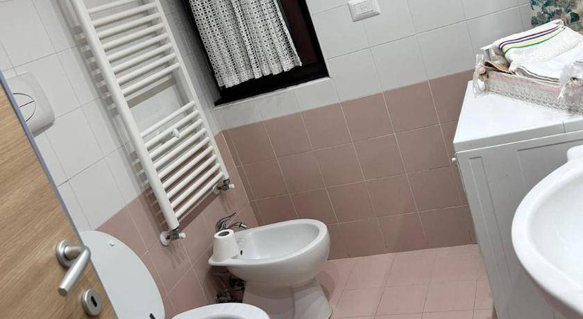 Photo of Bathroom in Busso