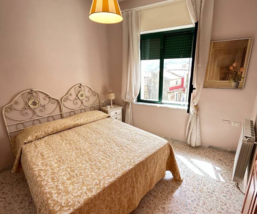 Photo of Bedroom in Camerota