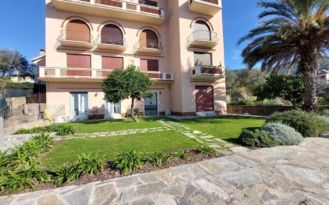 Photo of Others in Recco