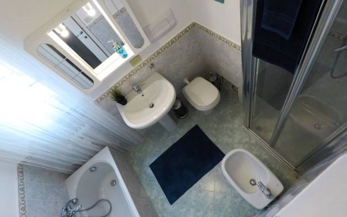Photo of Bathroom in Crocifissa di Rosa