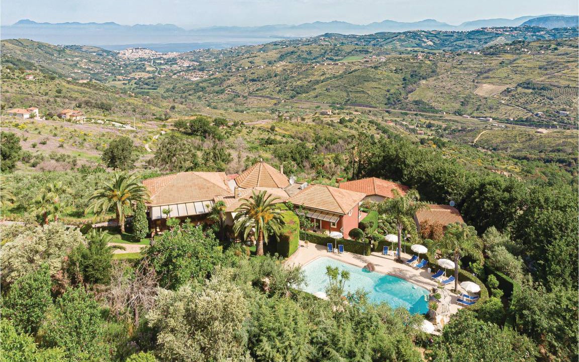 Photo of Others in Laureana Cilento