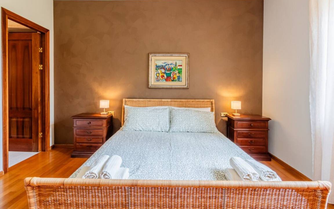 Photo of Bedroom in Neive