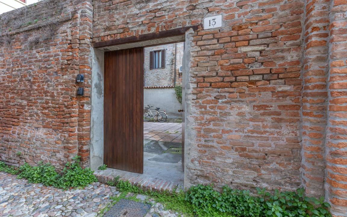 Photo of Others in Ferrara