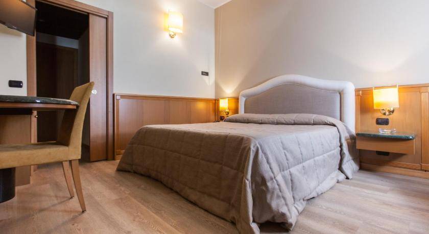 Photo of Bedroom in Lonate Pozzolo