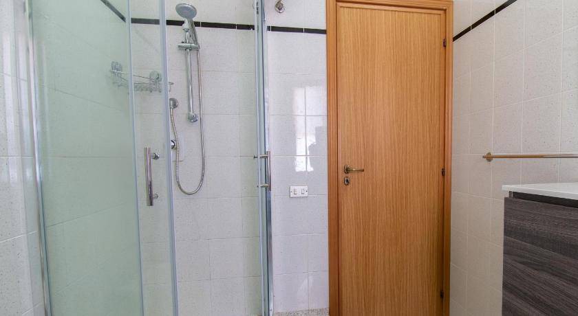 Photo of Bathroom in Funtana Meiga