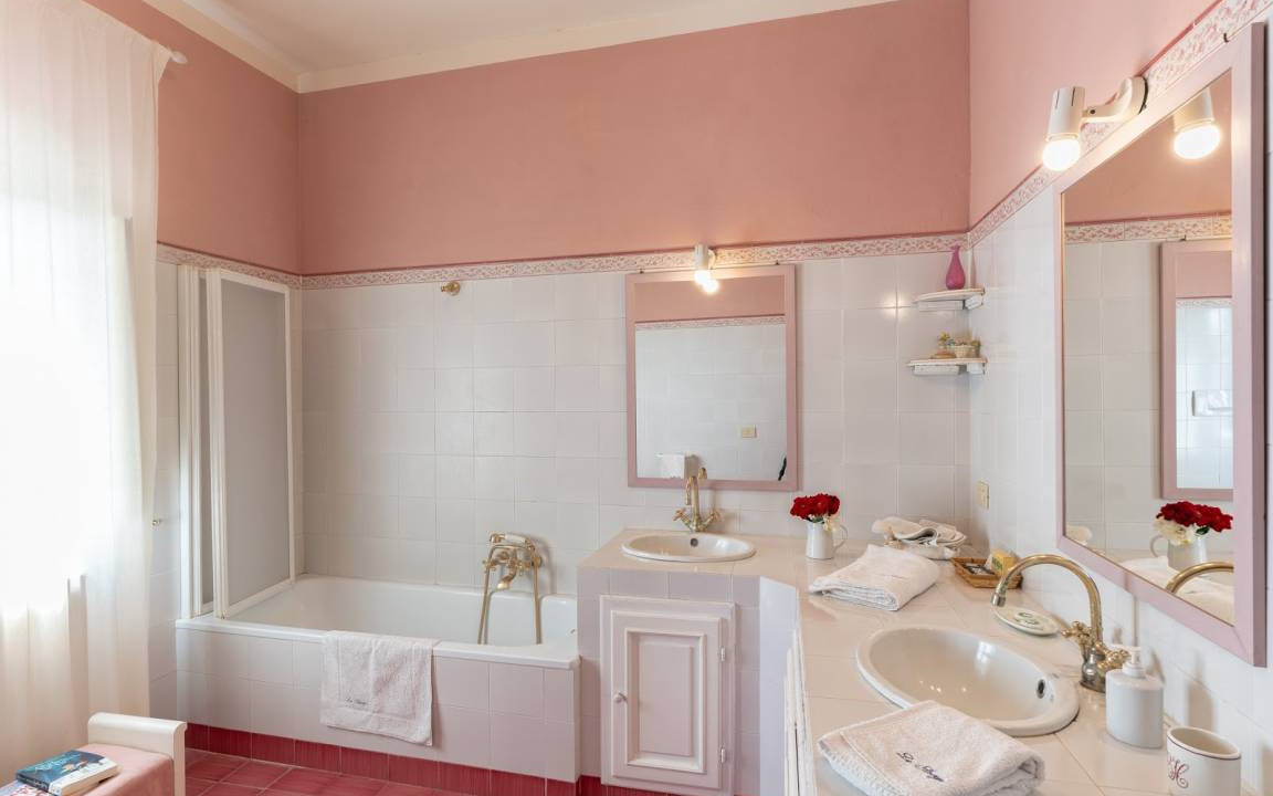 Photo of Bathroom in Siena