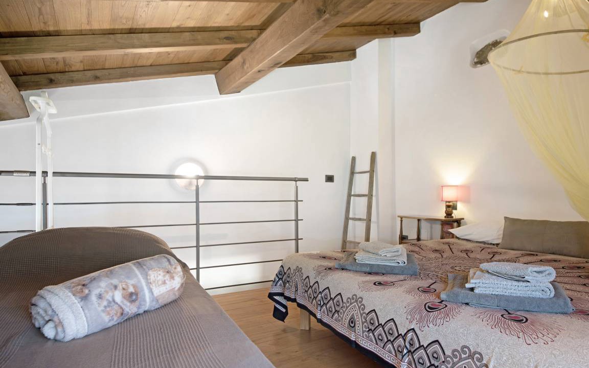 Photo of Bedroom in San Colombano Certenoli