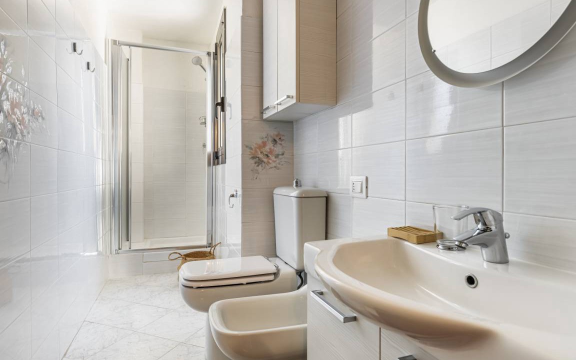 Photo of Bathroom in La Spezia Historic Centre