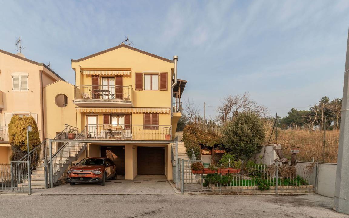 Photo of Buildings in Loreto