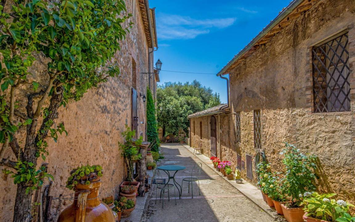 Photo of Others in Simignano
