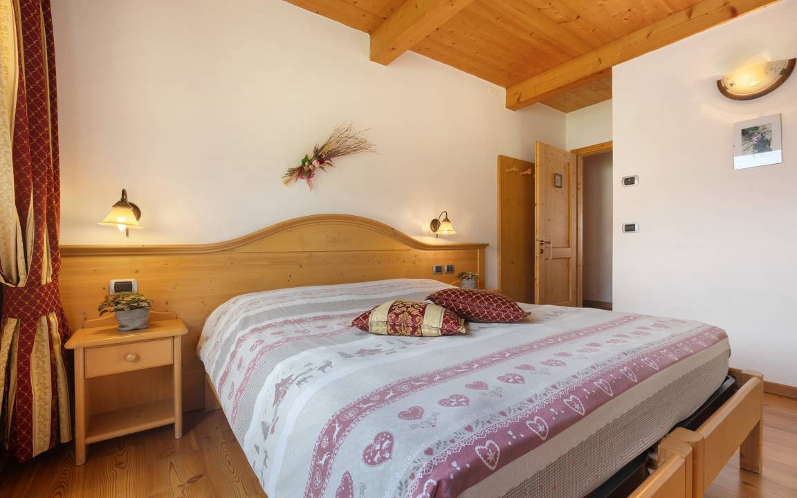 Photo of Bedroom in Caderzone Terme