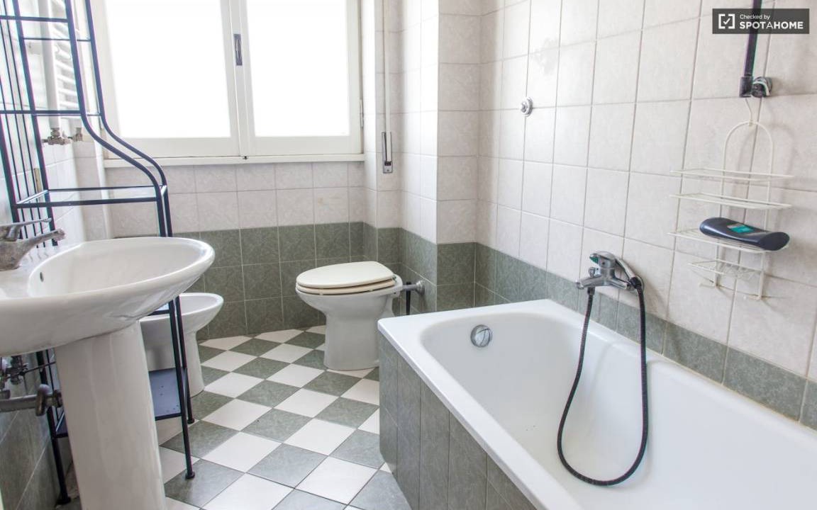 Photo of Bathroom in Quartiere XXVIII Monte Sacro Alto