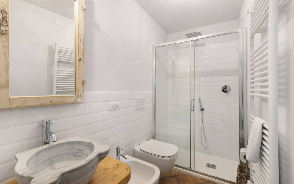 Photo of Bathroom in Boragni