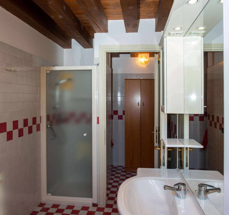 Photo of Bathroom in Noale