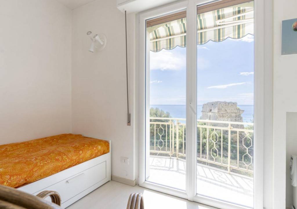 Photo of Bedroom in Bussana