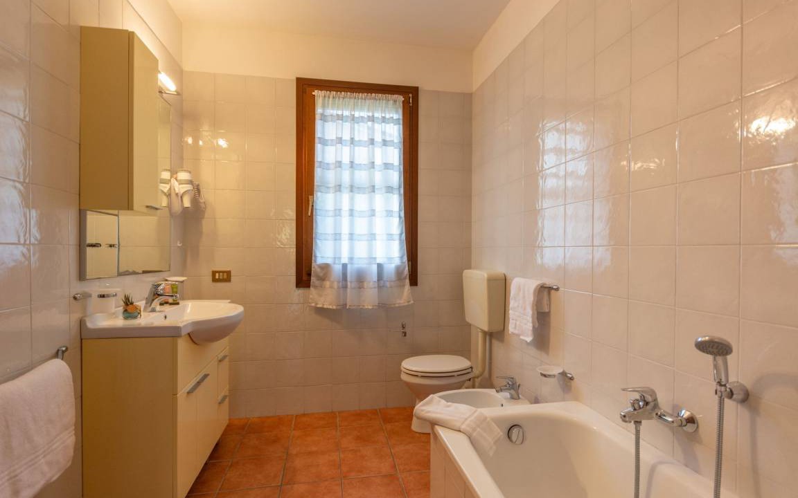 Photo of Bathroom in Isola Albarella