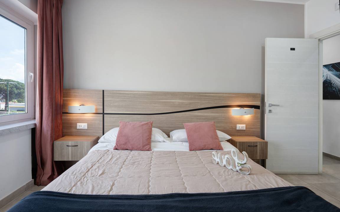Photo of Bedroom in Naples