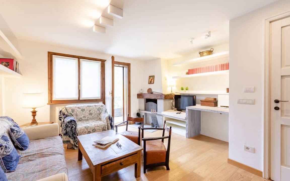 Photo of Livingroom in Courmayeur
