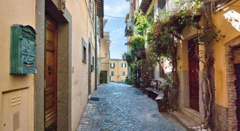 Photo of Others in Castel Gandolfo