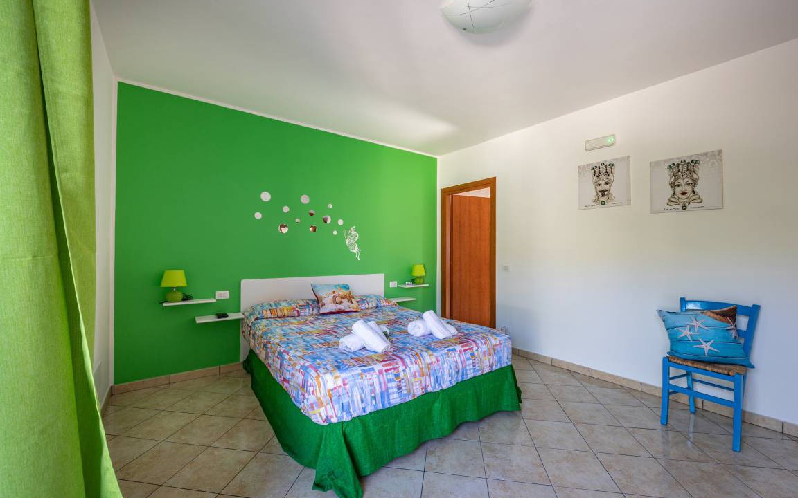Photo of Bedroom in Patti