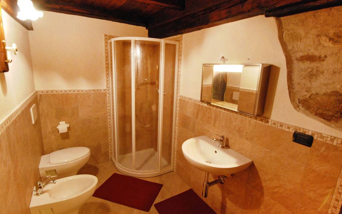Photo of Bathroom in Cors