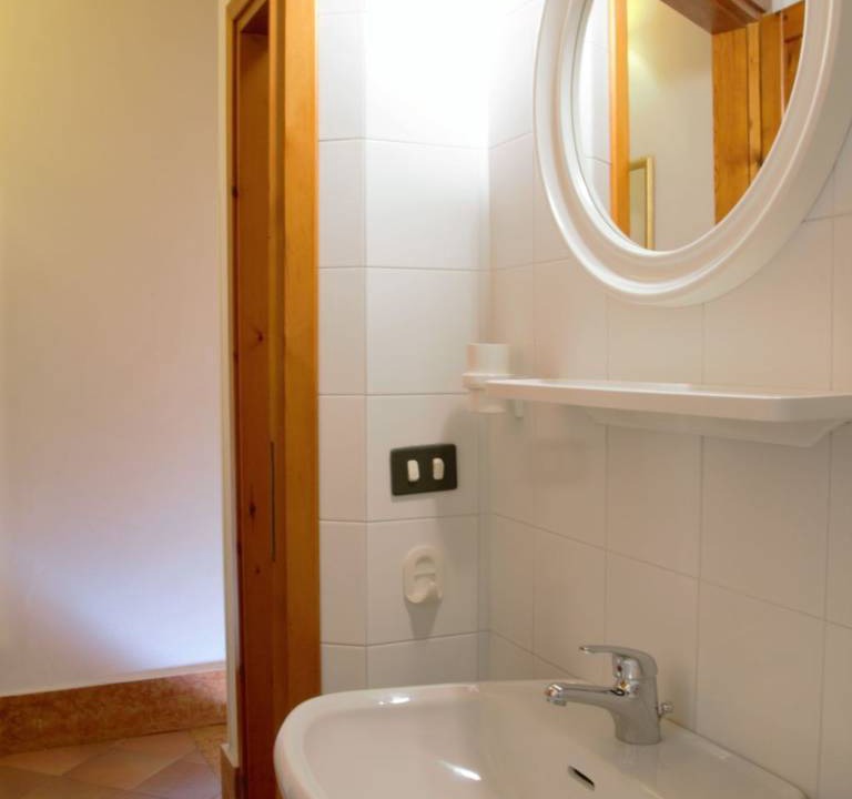 Photo of Bathroom in Garda