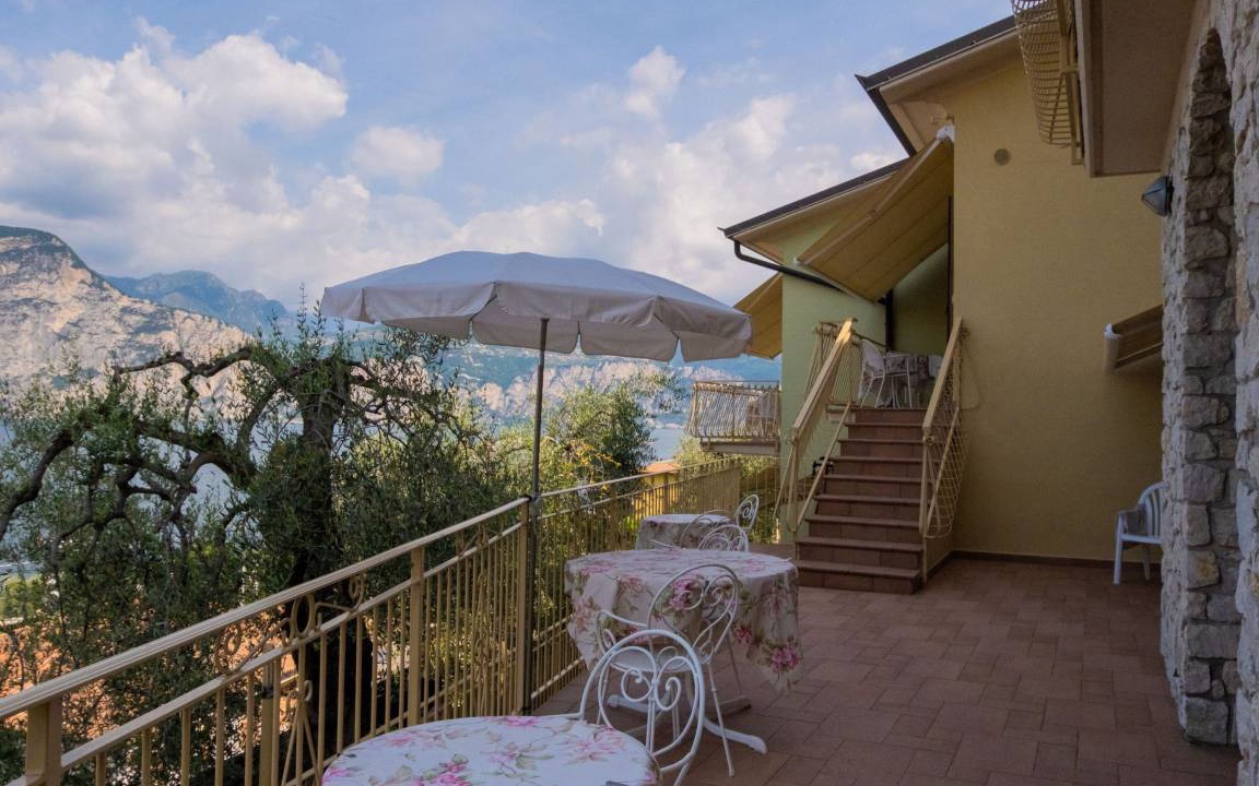 Photo of Patio Balcony in Assenza