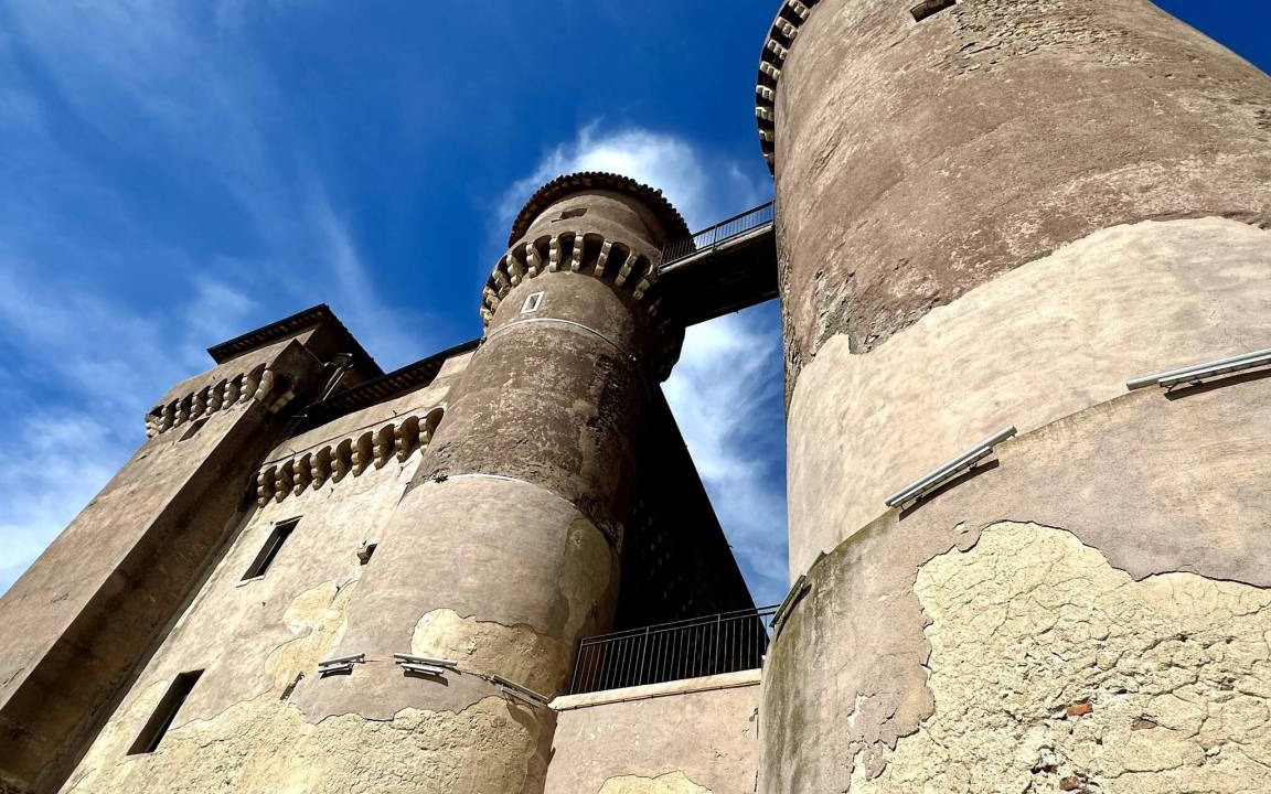 Photo of Buildings in Tolfa