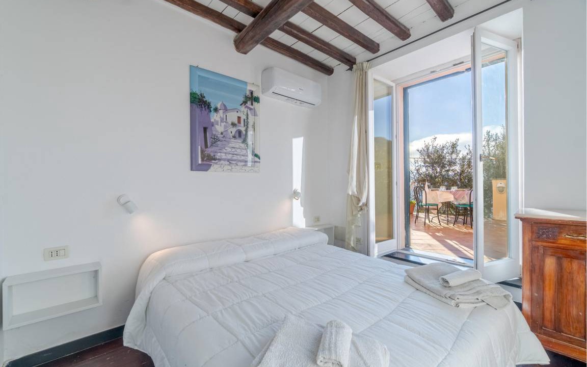 Photo of Bedroom in Recco