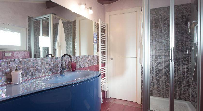 Photo of Bathroom in Murat Town